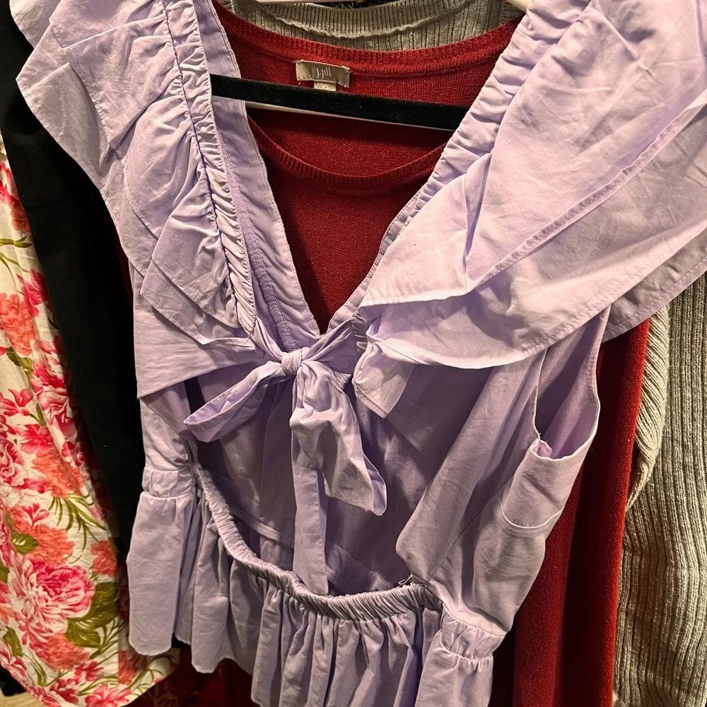 Express Lilac Ruffle V-Neck Top - Picture 11 of 13